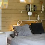 Apartamento Privaatne Ja Stiilne Majake Terrassiga