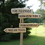 Apartment Privaatne Ja Stiilne Majake Terrassiga Kuusiku
