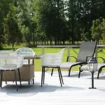 Privaatne Ja Stiilne Majake Terrassiga Apartamento