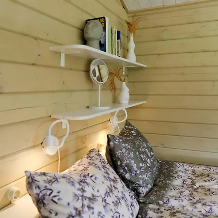 Apartment Privaatne Ja Stiilne Majake Terrassiga
