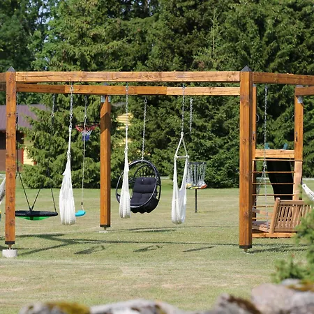 Privaatne Ja Stiilne Majake Terrassiga Kuusiku