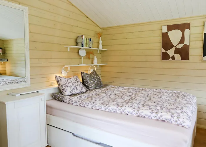 Apartment Privaatne Ja Stiilne Majake Terrassiga Kuusiku