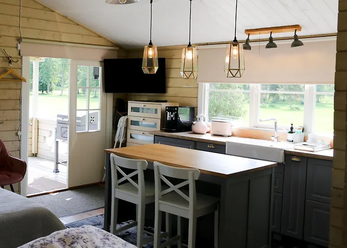 Privaatne Ja Stiilne Majake Terrassiga * Kuusiku